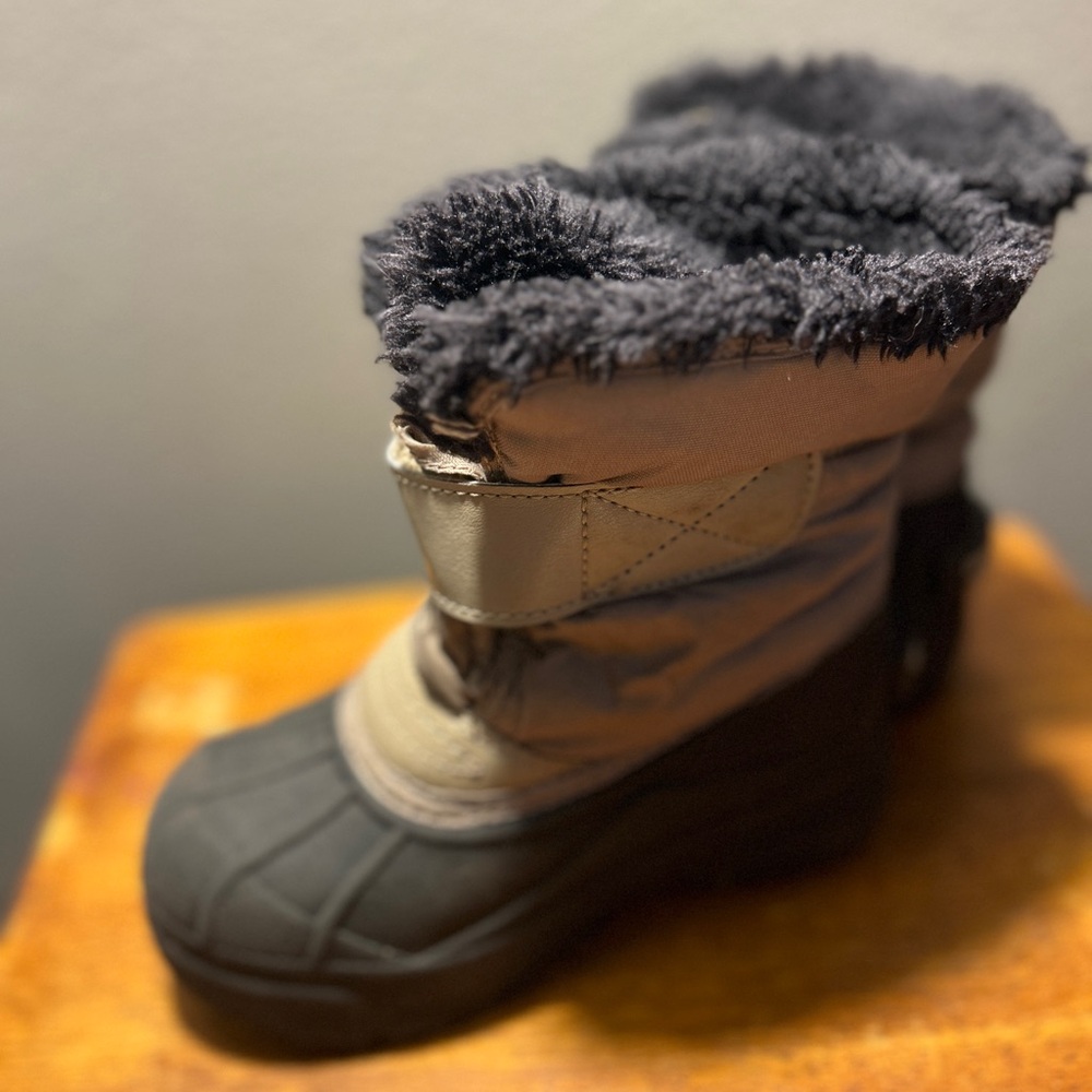 Sorel Black and Brown Winter Boots